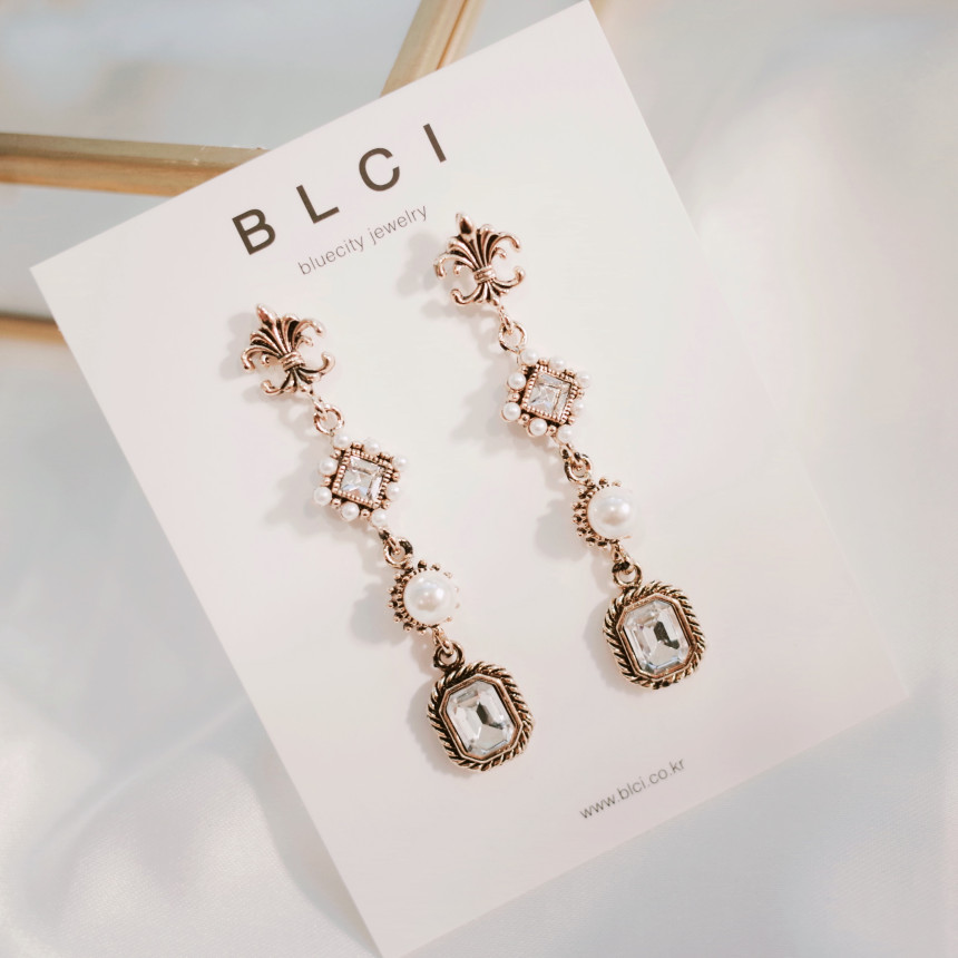 Bold Earrings Christmas Party Drop Earrings Four C