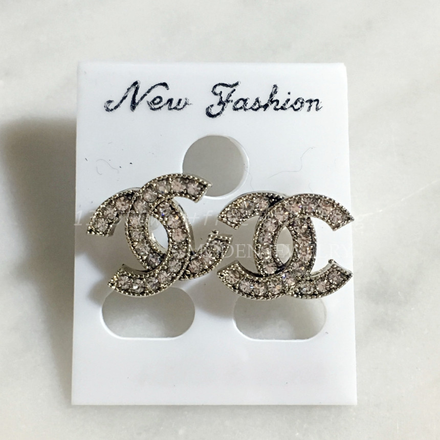 <b><p>Basic Signature Cl De Earring Lely</p></b><b><p>基本シグニチャークラシックデザイン つくイヤリング 最近紛れ</p></b><br /><br /><p align='center'>