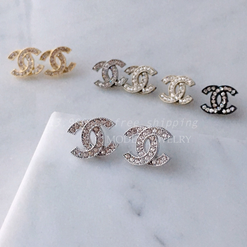 <b><p>Basic Signature Cl De Earring Lely</p></b><b><p>基本シグニチャークラシックデザイン つくイヤリング 最近紛れ</p></b><br /><br /><p align='center'>