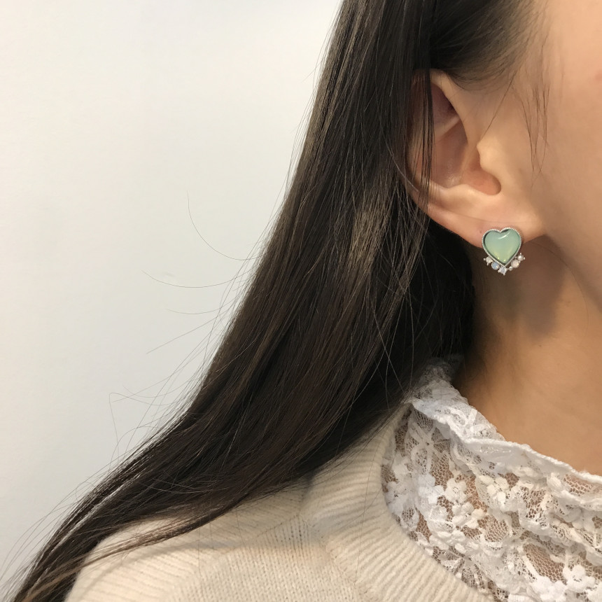 <b><p>Silver fing Moth-Daught Lo heart jewelry</p></b><b><p>ウンチム 螺鈿 澄ん ハート 宝石 アンティーク ドロップ イヤリング 個人 コレクション</p></b><br /><br /><p align='center'>