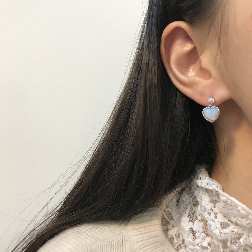 <b><p>Silver fing Moth-Daught Lo heart jewelry</p></b><b><p>ウンチム 螺鈿 澄ん ハート 宝石 アンティーク ドロップ イヤリング 個人 コレクション</p></b><br /><br /><p align='center'>