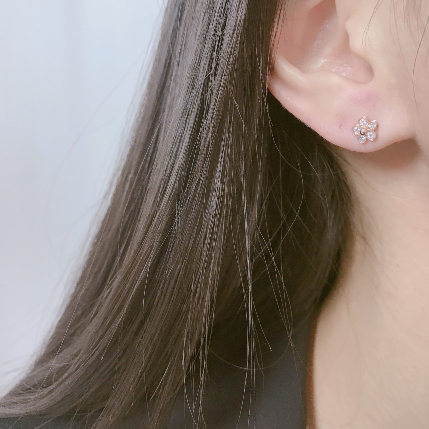 <b><p>High quality Rose Gold 14pcs one week daily</p></b><b><p>高クオリティ ローズゴールド 14個 一週間 デイリー セット イヤリング ドロップ</p></b><br /><br /><p align='center'>