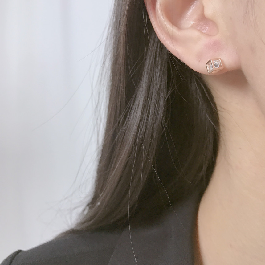 <b><p>High quality Rose Gold 14pcs one week daily</p></b><b><p>高クオリティ ローズゴールド 14個 一週間 デイリー セット イヤリング ドロップ</p></b><br /><br /><p align='center'>