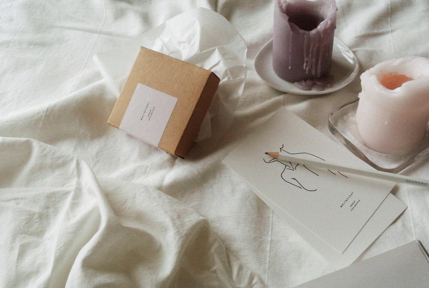 <b><p>Melt and Plot LOVE-I # Rilke Series 01 Spng</p></b><b><p>メルトゥエンプロット LOVE-I＃リルケ シリーズ 01 春を 君に グィチ ウンチム</p></b><br /><br /><p align='center'>