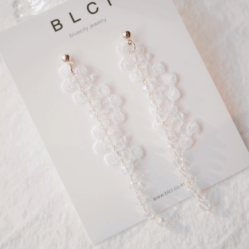 <b><p>natural cryst Modified Dp earring ther-Daughter</p></b><b><p>天然 クリスタル 修正 ドロップ イヤリング 螺鈿 16種 オンバル ツーウェイ</p></b><br /><br /><p align='center'>