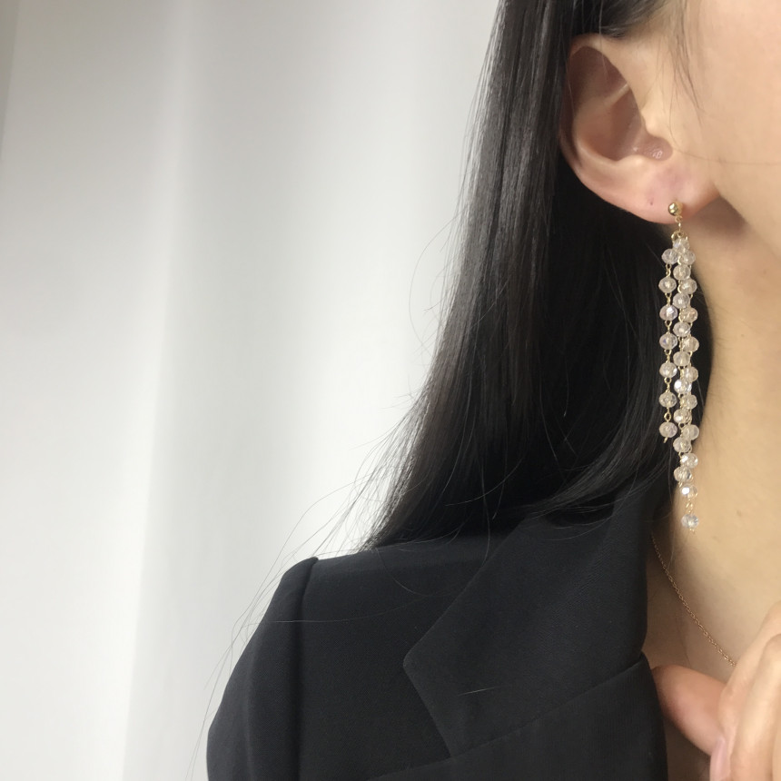 <b><p>natural cryst Modified Dp earring ther-Daughter</p></b><b><p>天然 クリスタル 修正 ドロップ イヤリング 螺鈿 16種 オンバル ツーウェイ</p></b><br /><br /><p align='center'>