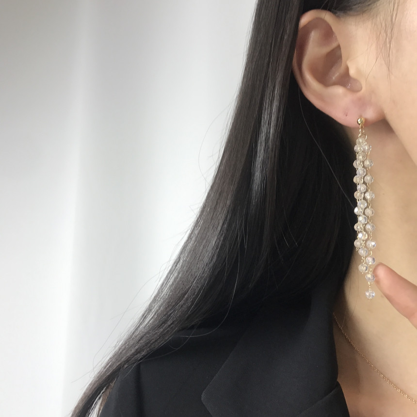 <b><p>natural cryst Modified Dp earring ther-Daughter</p></b><b><p>天然 クリスタル 修正 ドロップ イヤリング 螺鈿 16種 オンバル ツーウェイ</p></b><br /><br /><p align='center'>