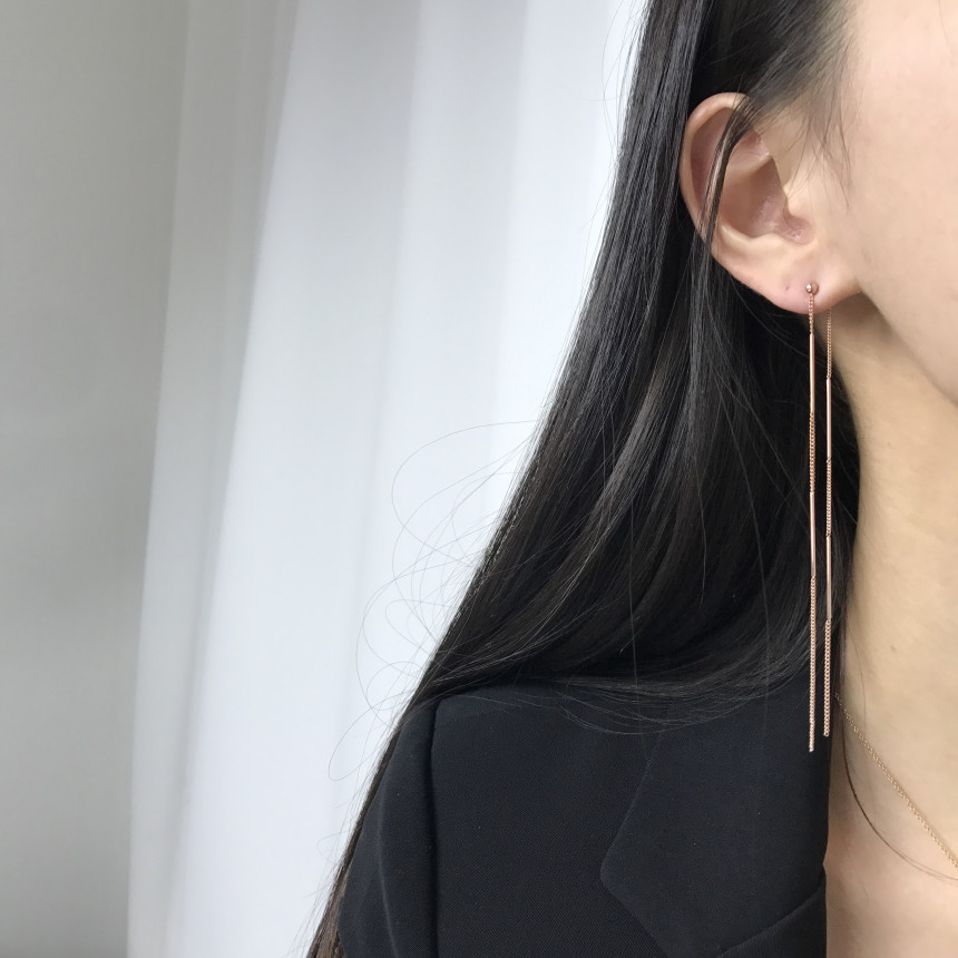 <b><p>silver 925 Sr fing High quality Drop Swavski</p></b><b><p>シルバー 925 ウンチム 高クオリティ ドロップ スワロフスキー ストーン イヤリング</p></b><br /><br /><p align='center'>