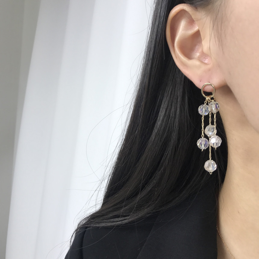 <b><p>natural cryst Modified Dp earring ther-Daughter</p></b><b><p>天然 クリスタル 修正 ドロップ イヤリング 螺鈿 16種 オンバル ツーウェイ</p></b><br /><br /><p align='center'>