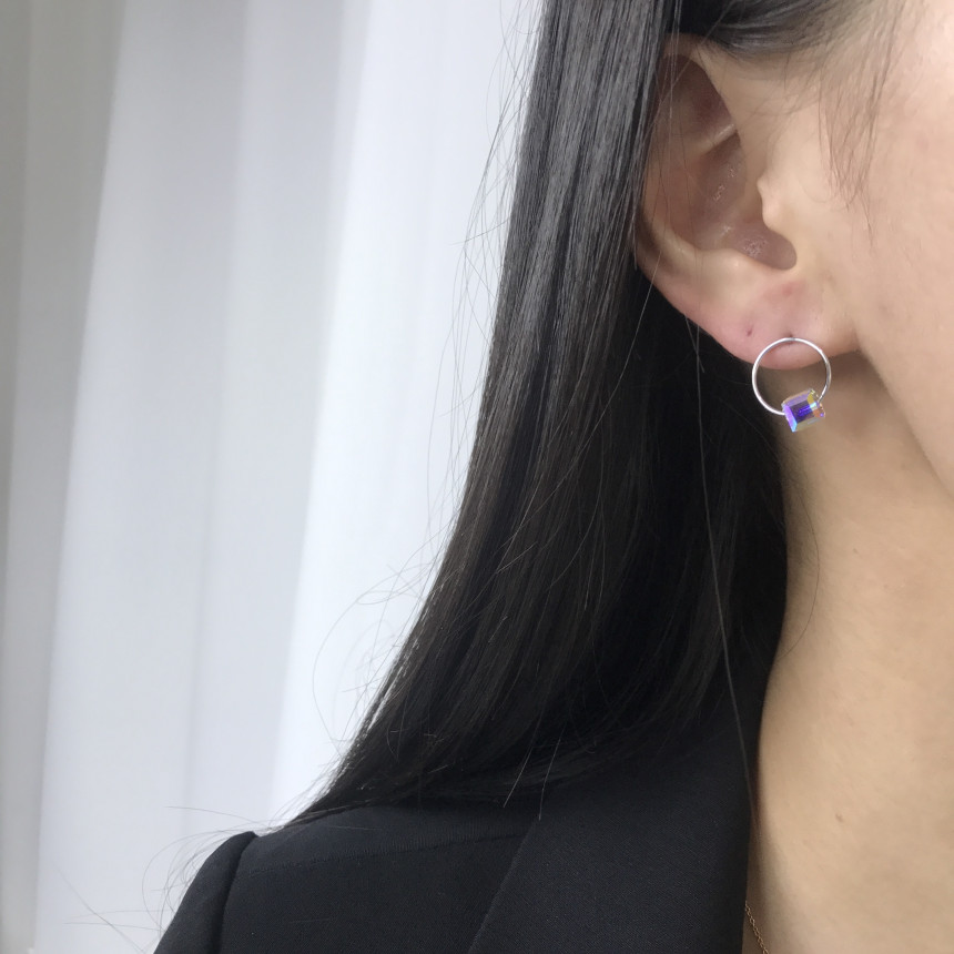 <b><p>silver 925 Sr fing High quality Drop Swavski</p></b><b><p>シルバー 925 ウンチム 高クオリティ ドロップ スワロフスキー ストーン イヤリング</p></b><br /><br /><p align='center'>