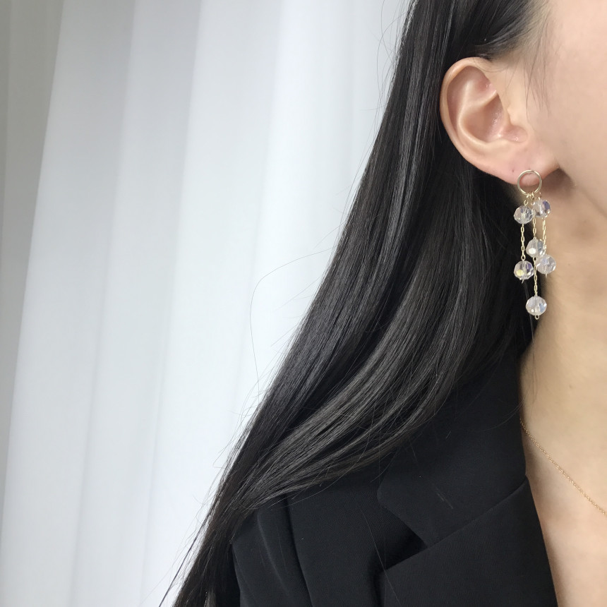 <b><p>natural cryst Modified Dp earring ther-Daughter</p></b><b><p>天然 クリスタル 修正 ドロップ イヤリング 螺鈿 16種 オンバル ツーウェイ</p></b><br /><br /><p align='center'>