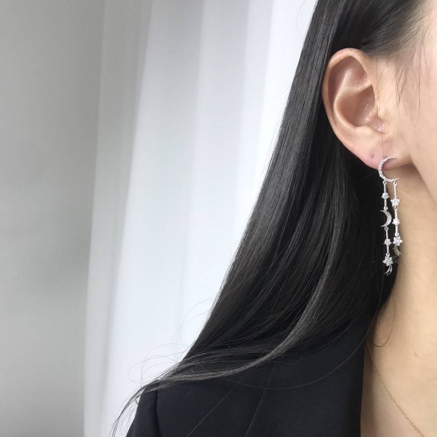 <b><p>silver 925 Sr fing High quality Drop Swavski</p></b><b><p>シルバー 925 ウンチム 高クオリティ ドロップ スワロフスキー ストーン イヤリング</p></b><br /><br /><p align='center'>