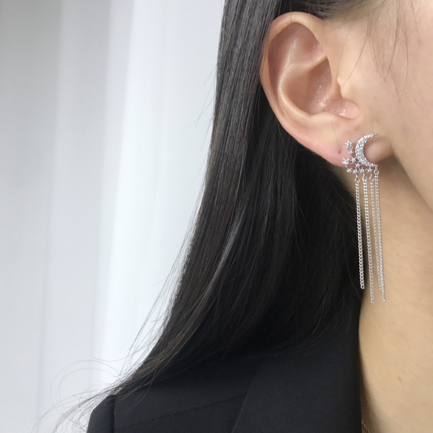 <b><p>silver 925 Sr fing High quality Drop Swavski</p></b><b><p>シルバー 925 ウンチム 高クオリティ ドロップ スワロフスキー ストーン イヤリング</p></b><br /><br /><p align='center'>