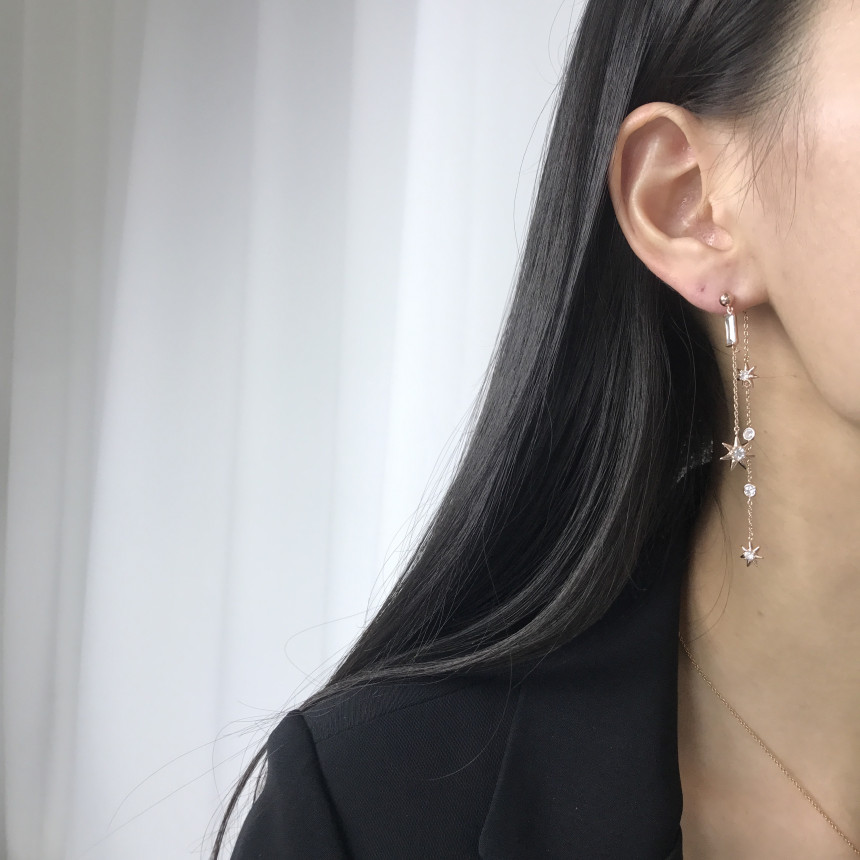 <b><p>silver 925 Sr fing High quality Drop Swavski</p></b><b><p>シルバー 925 ウンチム 高クオリティ ドロップ スワロフスキー ストーン イヤリング</p></b><br /><br /><p align='center'>