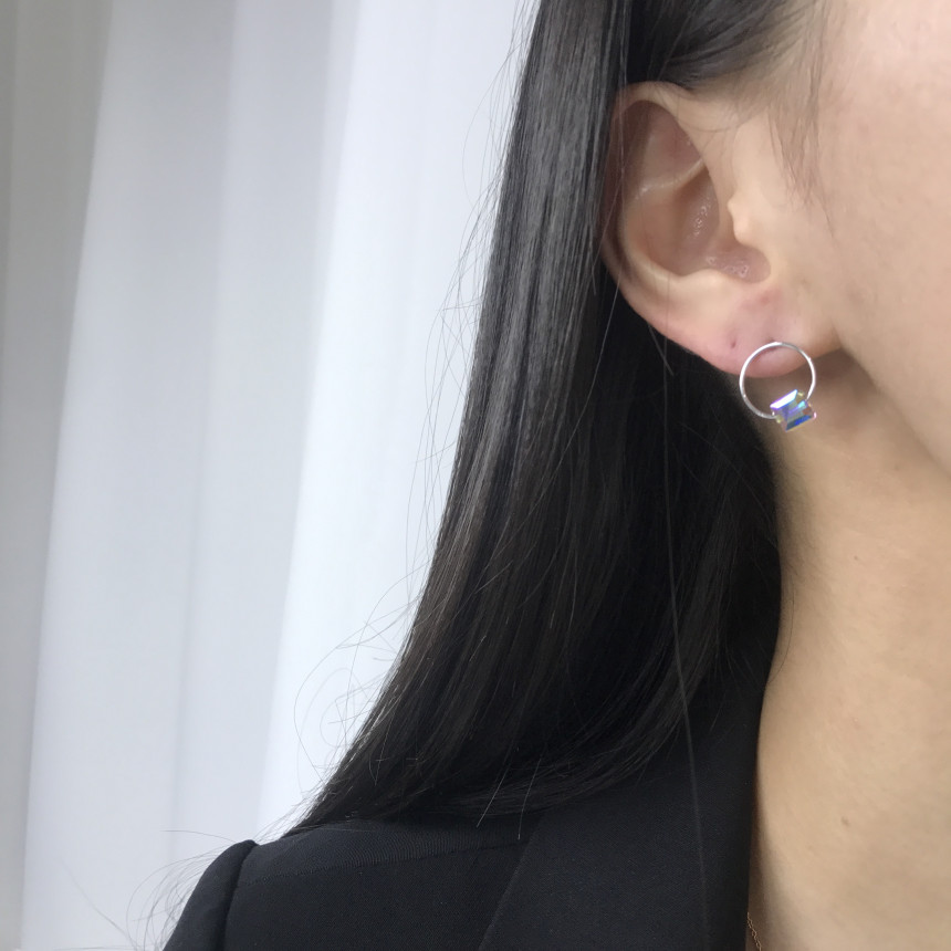 <b><p>silver 925 Sr fing High quality Drop Swavski</p></b><b><p>シルバー 925 ウンチム 高クオリティ ドロップ スワロフスキー ストーン イヤリング</p></b><br /><br /><p align='center'>