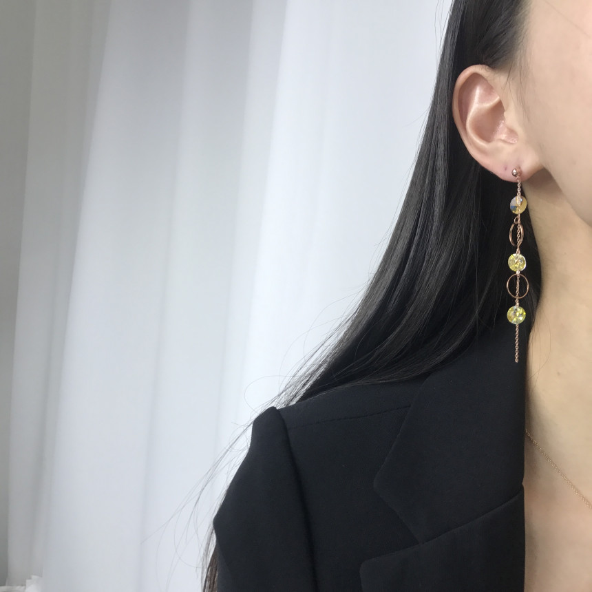 <b><p>silver 925 Sr fing High quality Drop Swavski</p></b><b><p>シルバー 925 ウンチム 高クオリティ ドロップ スワロフスキー ストーン イヤリング</p></b><br /><br /><p align='center'>