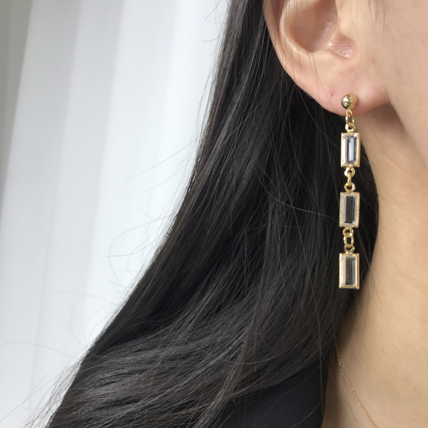 <b><p>natural cryst Modified Dp earring ther-Daughter</p></b><b><p>天然 クリスタル 修正 ドロップ イヤリング 螺鈿 16種 オンバル ツーウェイ</p></b><br /><br /><p align='center'>