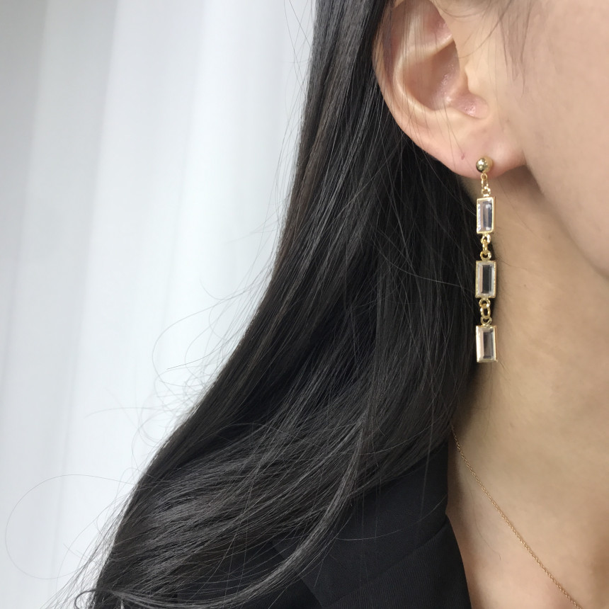 <b><p>natural cryst Modified Dp earring ther-Daughter</p></b><b><p>天然 クリスタル 修正 ドロップ イヤリング 螺鈿 16種 オンバル ツーウェイ</p></b><br /><br /><p align='center'>