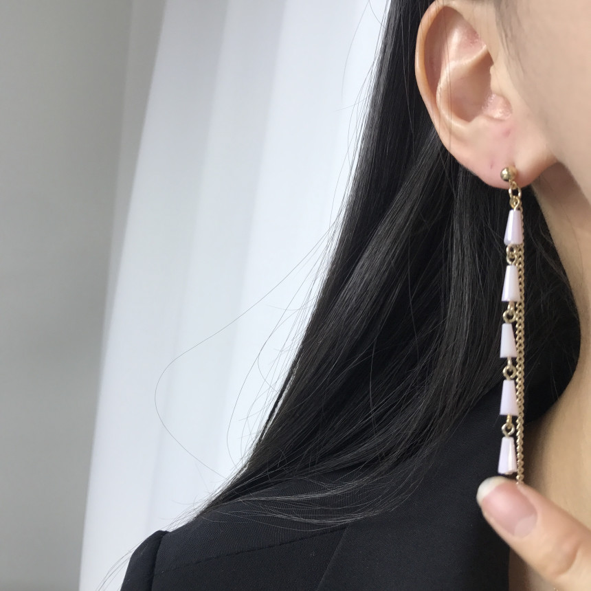 <b><p>natural cryst Modified Dp earring ther-Daughter</p></b><b><p>天然 クリスタル 修正 ドロップ イヤリング 螺鈿 16種 オンバル ツーウェイ</p></b><br /><br /><p align='center'>