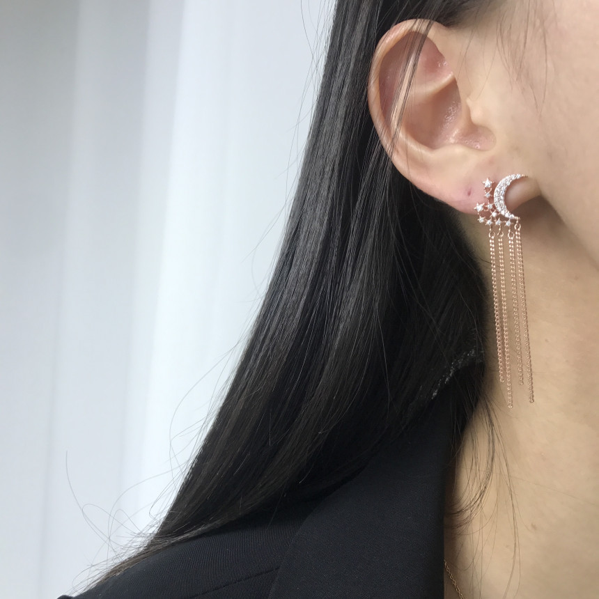 <b><p>silver 925 Sr fing High quality Drop Swavski</p></b><b><p>シルバー 925 ウンチム 高クオリティ ドロップ スワロフスキー ストーン イヤリング</p></b><br /><br /><p align='center'>