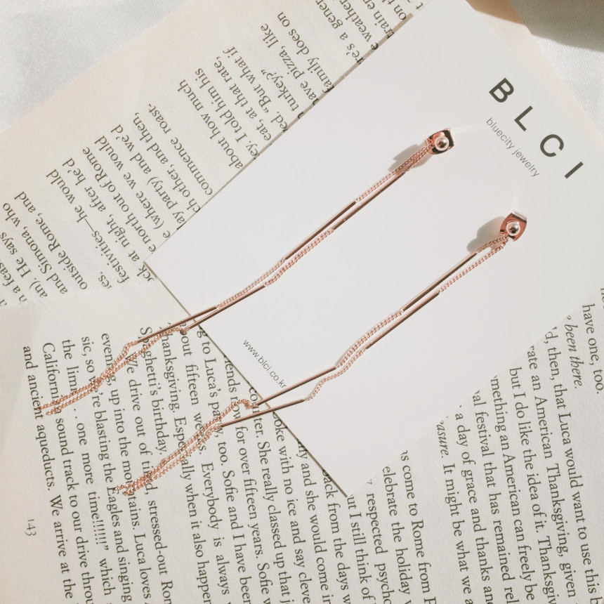 <b><p>silver 925 Sr fing High quality Drop Swavski</p></b><b><p>シルバー 925 ウンチム 高クオリティ ドロップ スワロフスキー ストーン イヤリング</p></b><br /><br /><p align='center'>