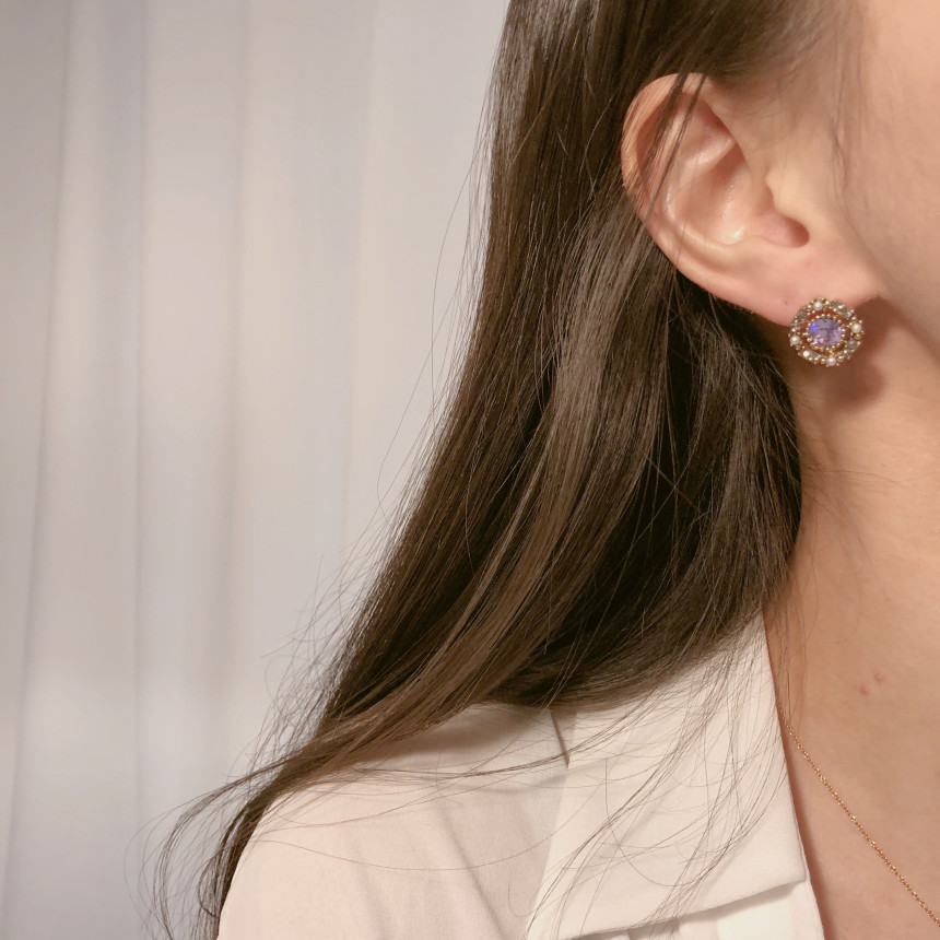 <b><p>Possible eaves 2018 Pantone trend color Viot</p></b><b><p>グィチ可能 2018年 パントン トレンド カラー バイオレット ドロップ イヤリング</p></b><br /><br /><p align='center'>