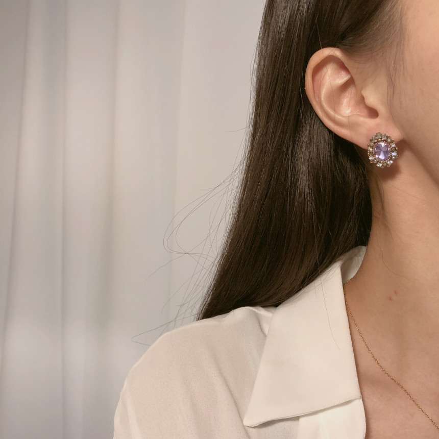 <b><p>Possible eaves 2018 Pantone trend color Viot</p></b><b><p>グィチ可能 2018年 パントン トレンド カラー バイオレット ドロップ イヤリング</p></b><br /><br /><p align='center'>