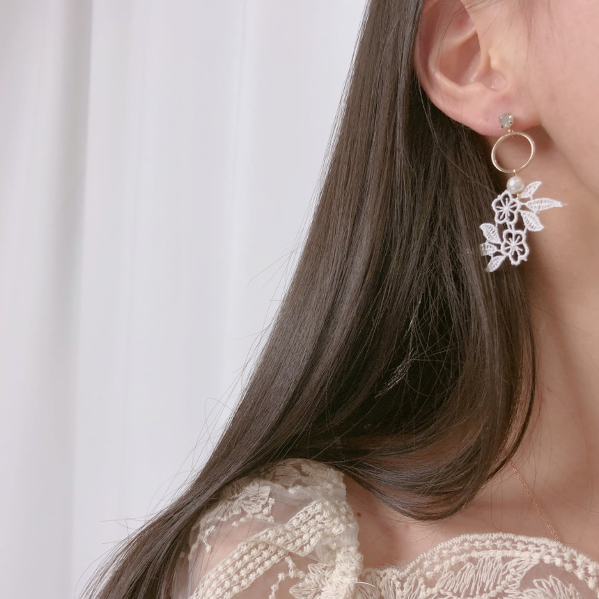 <b><p>Advanced ra earring Chiffon Dp flower sp</p></b><b><p>高級 レース イヤリング シフォン ドロップ フラワー 春 リボン 26種 おすすめ</p></b><br /><br /><p align='center'>