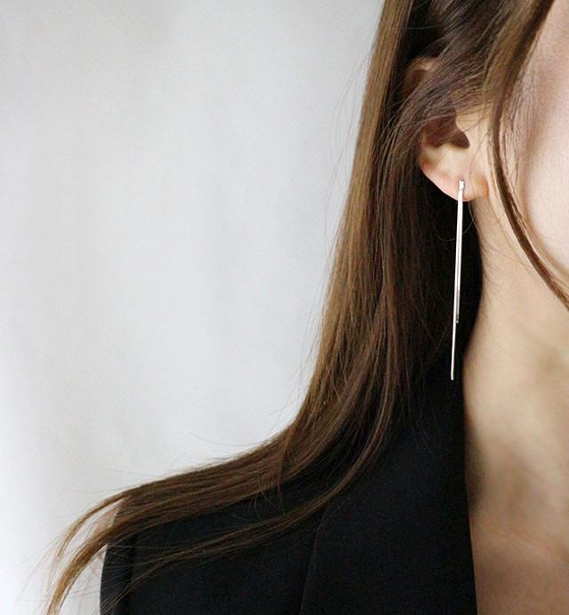 <b><p>925Silver Two lines Snake Drop earrg sr ILVER</p></b><b><p>925シルバー 二行 ベムジュル ドロップ イヤリング ILVER シンプル チェーン</p></b><br /><br /><p align='center'>