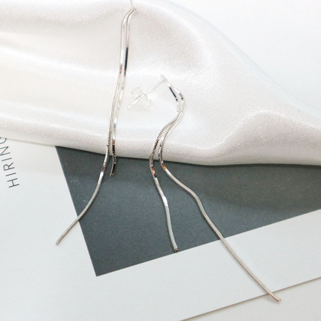 <b><p>925Silver Two lines Snake Drop earrg sr ILVER</p></b><b><p>925シルバー 二行 ベムジュル ドロップ イヤリング ILVER シンプル チェーン</p></b><br /><br /><p align='center'>