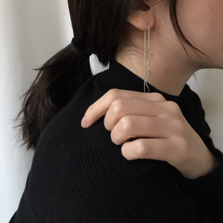 <b><p>Vander wave Mon Lg Drop Earrings Chic Feme</p></b><b><p>ベンダー ウェーブ モダン ロング ドロップイヤリ シック フェミニンな感性ムード</p></b><br /><br /><p align='center'>