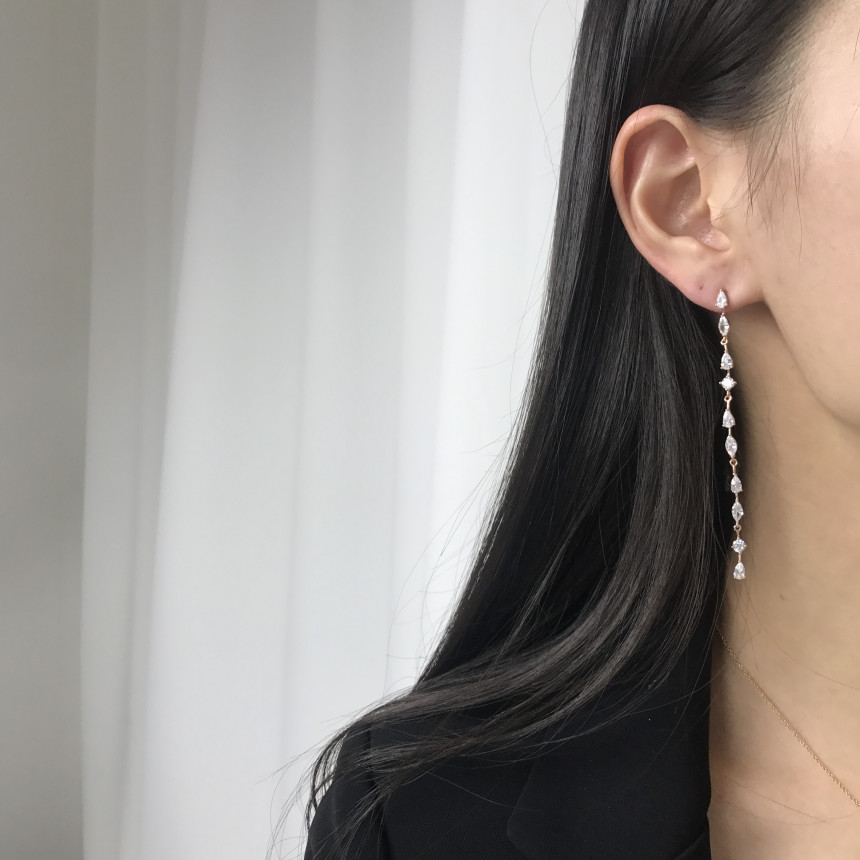 <b><p>Silver 925 Swarovski IU Unknown eing Dp Ers</p></b><b><p>シルバー925ウンチム スワロフスキー アイユ オンバル イヤリング ドロップグ</p></b><br /><br /><p align='center'>