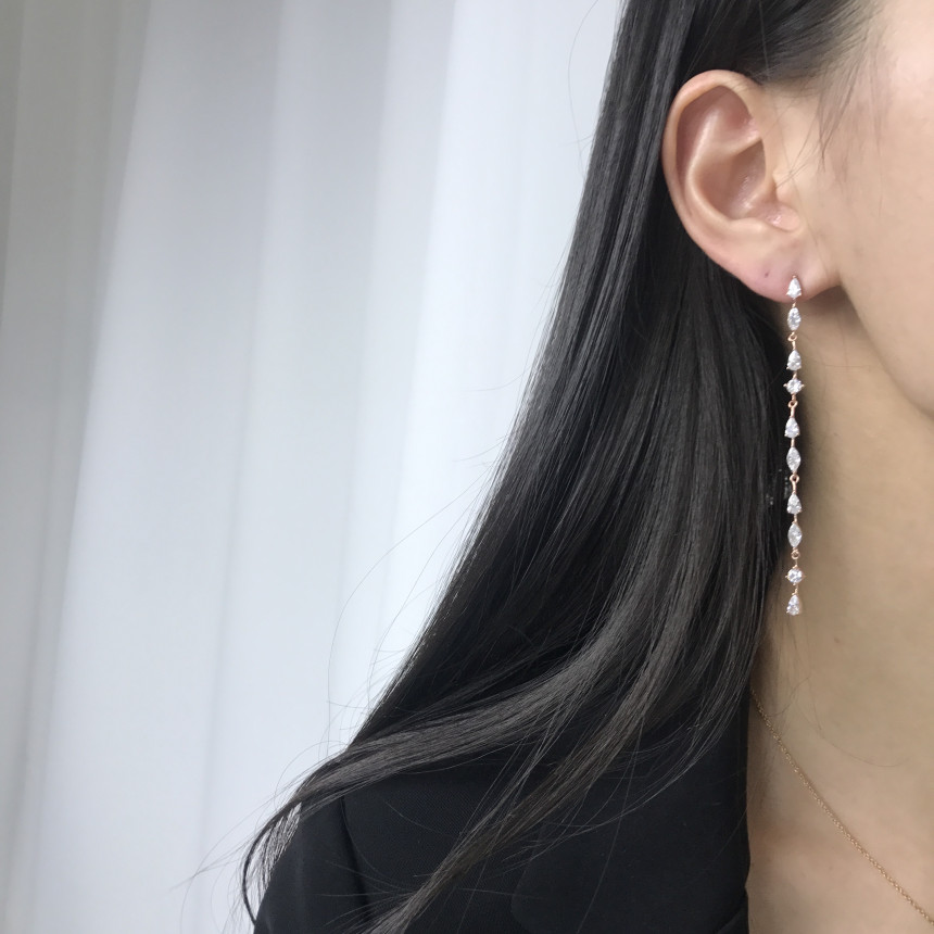 <b><p>Silver 925 Swarovski IU Unknown eing Dp Ers</p></b><b><p>シルバー925ウンチム スワロフスキー アイユ オンバル イヤリング ドロップグ</p></b><br /><br /><p align='center'>