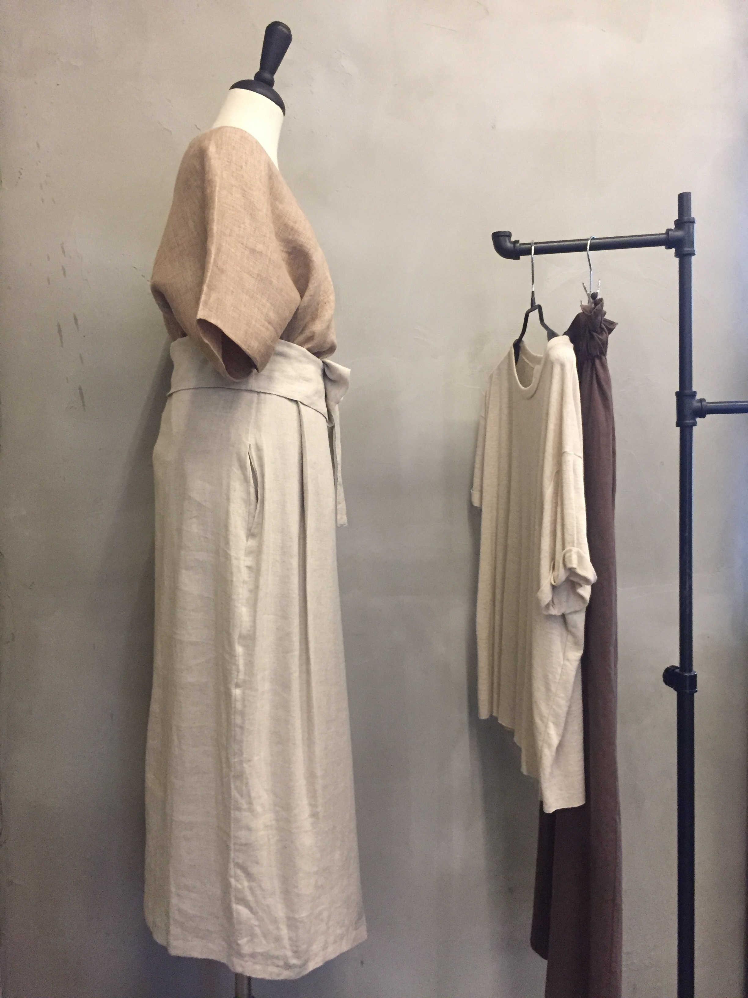 [어나더매료 삼산점] 쉬크블라우스 : 어나더매료