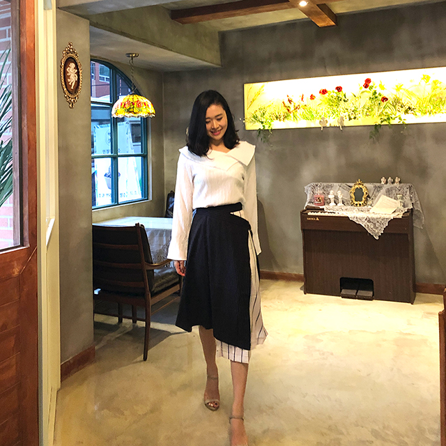 (세일/즉시발송)큰 카라 오픈넥  블라우스 : 앨리앤유