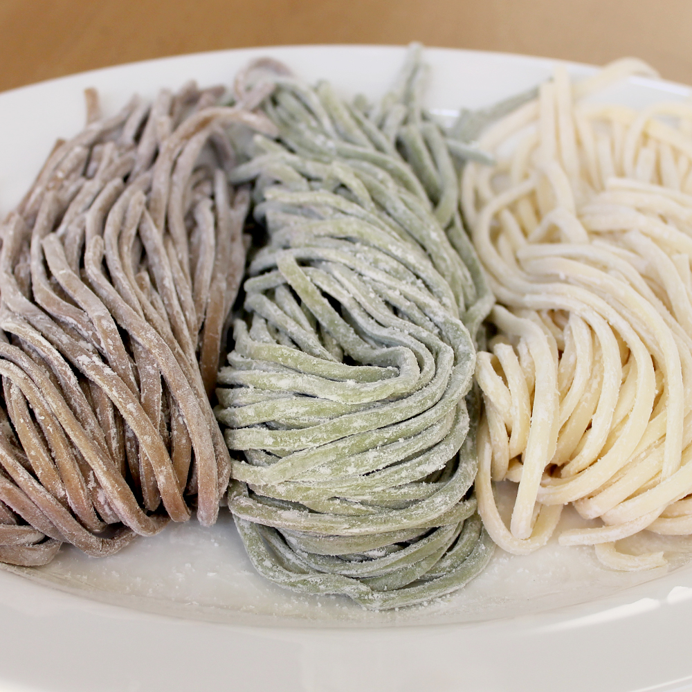칼국수 면 쫄깃한 생칼국수 생면 3인분 600g 도토리 국수 사리 중화면 : 생면쟁이
