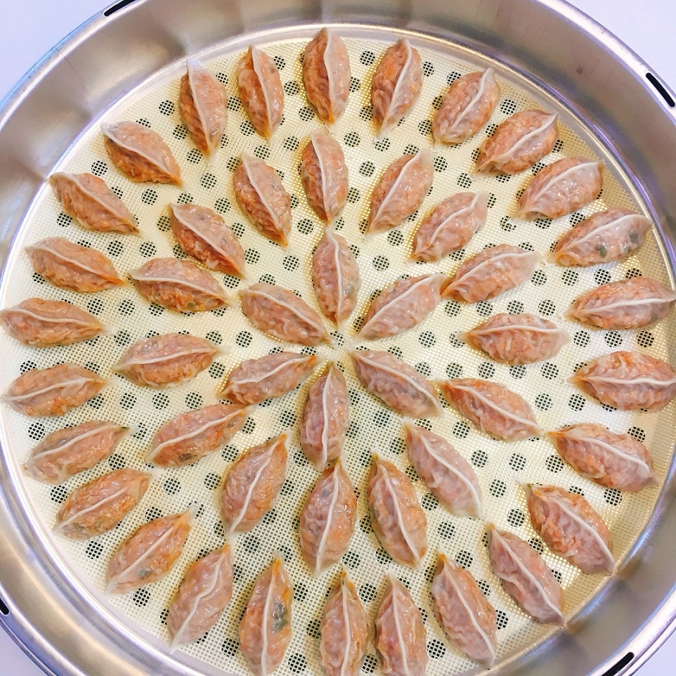 홍가네집만두 얇은피 꽉찬속 미친 매운 김치만두 국산 수제김치 맛집 (900g/30개입) : 홍가네집만두
