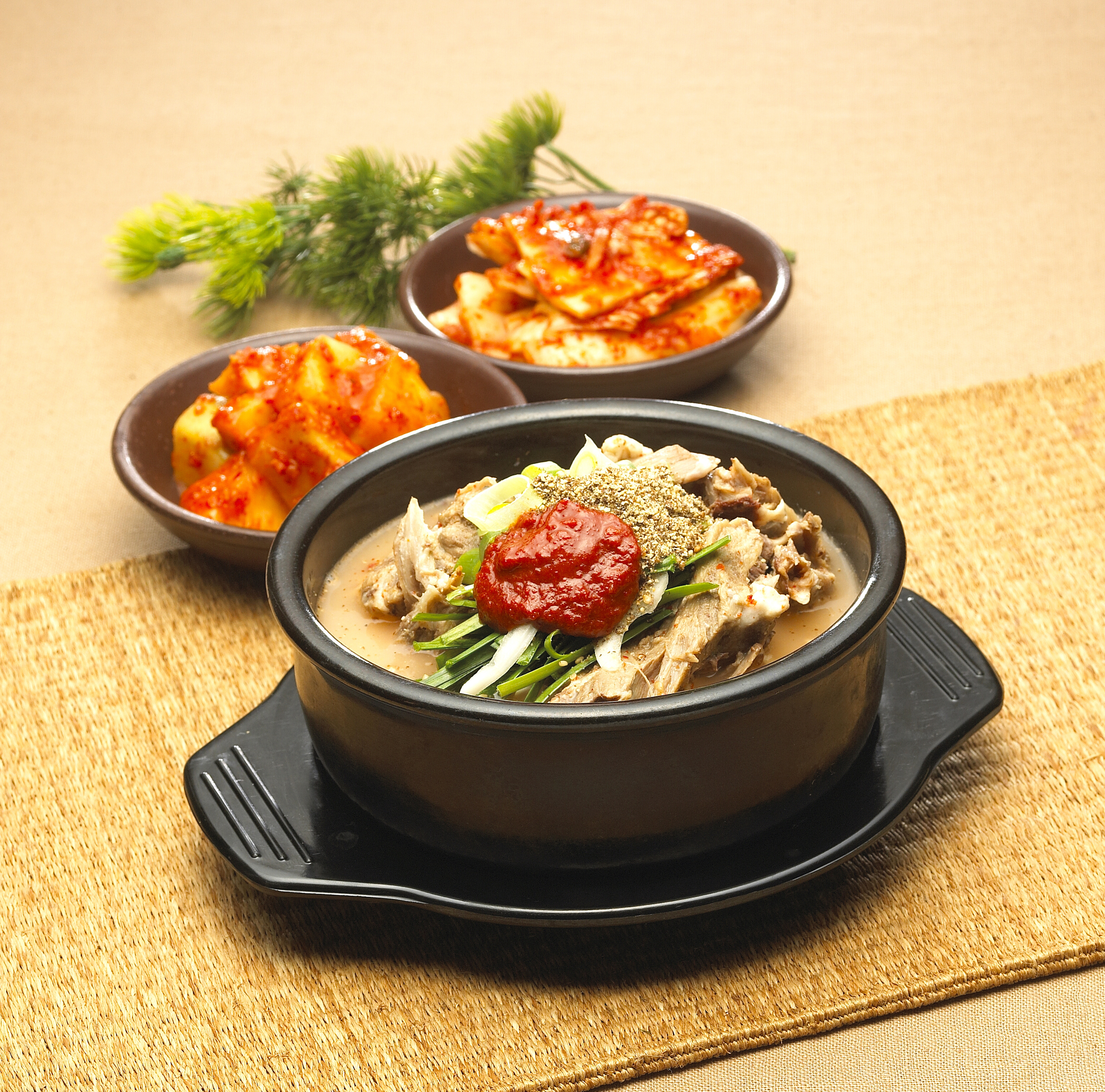 한가득 뼈해장국 900g 간편식 야식 국밥 해장국 감자탕 1인분 : 한가득순대족발