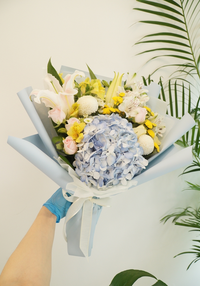 [중형사이즈] 수국 포인트 꽃다발 부산 양산 꽃배달 연산동 꽃집 : 플라워온