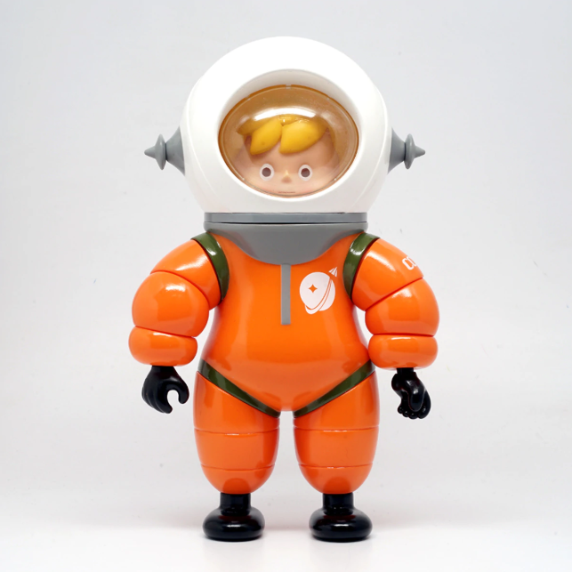 [국내배송] LOST IN THE SPACE UNIO 009 Orange JACKIE LAM X HOW2WORK /스페이스 009 : 미스박의 아트날다