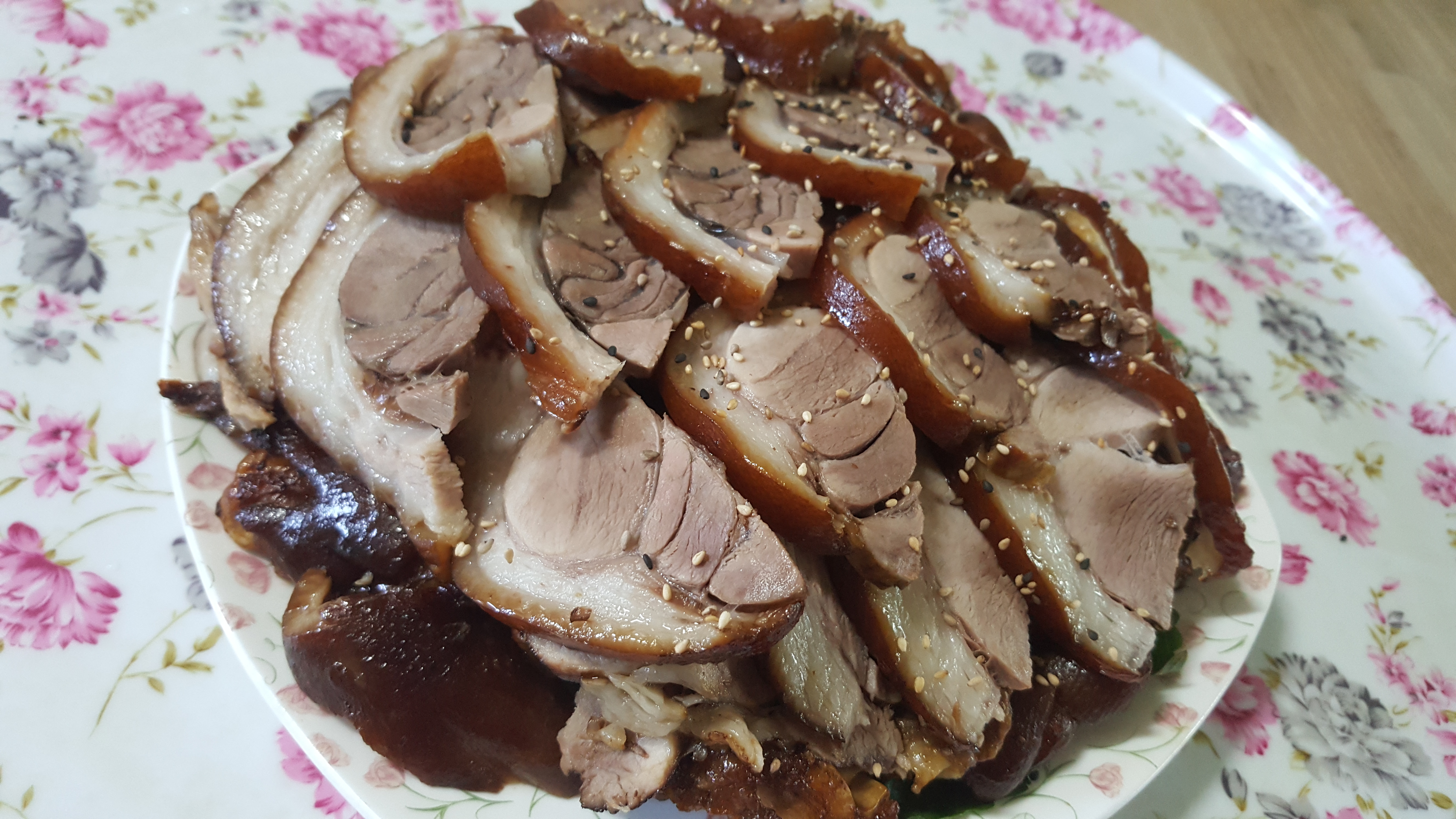 국내산 한돈 무항생제 돼지 왕족발 1대 족탕 찜 : 초은농장