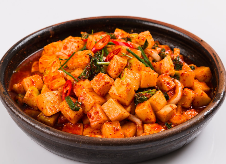 [유충렬김치] 매콤달콤 아삭한 깍두기 4kg 캠핑음식 : 인생식탁