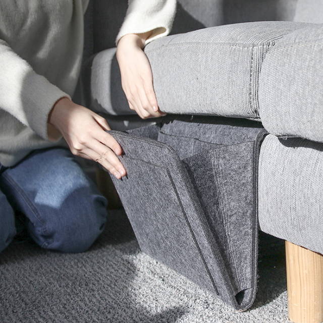 침대 옆 사이드 포켓 리모컨 정리 만화 책 수납 걸이 CD 정리함 간식 약 충전기 보관함 : 생활탐구