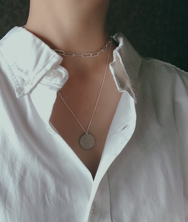 92.5 실버 스크래치 코인 목걸이 scratch coin necklace : SAUDADE