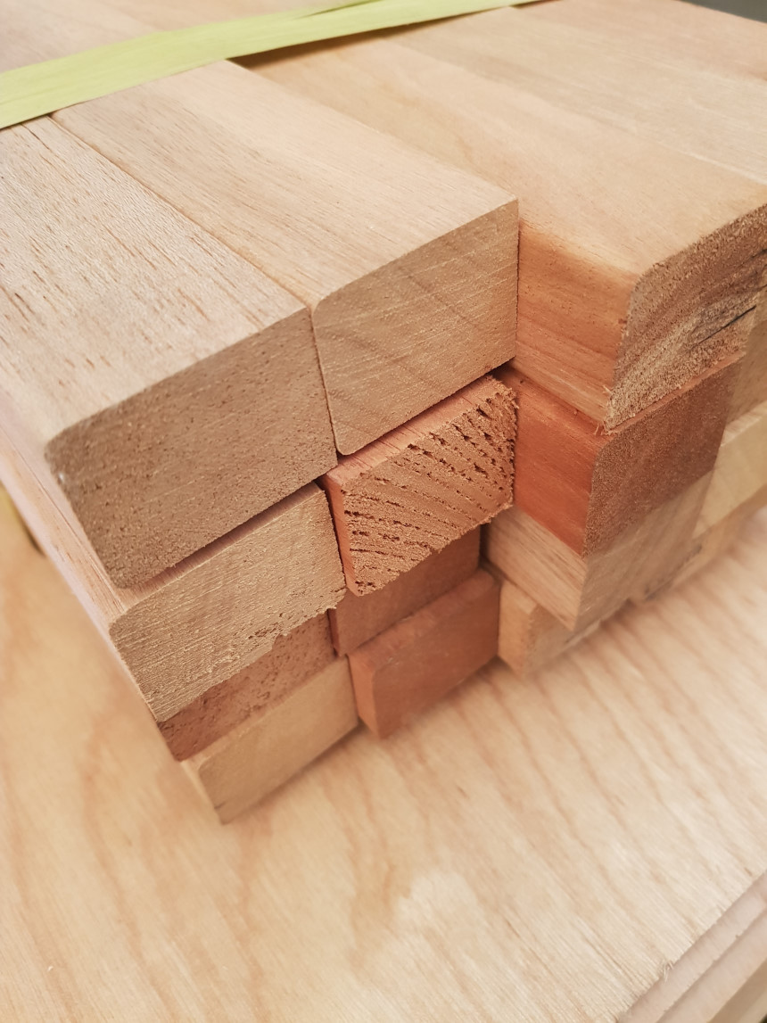 라왕 고급 심재 30x40x2400mm (16개1묶음) 각재 DIY인테리어 목재 : 조이목재