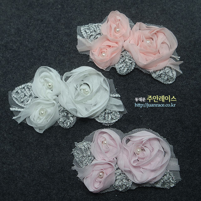 [기본3개] 진주 로즈와펜 부자재 장미 모티브  DIY옷리폼 의류부자재 꽃장식 브로치재료 : 주안레이스