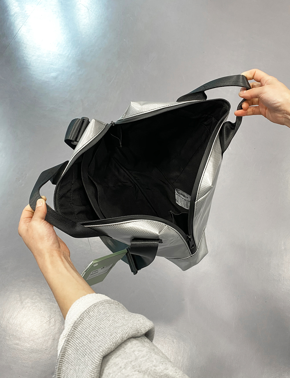 프라이탁 F301 모스 랩 탑 숄더 크로스백 [올 실버] / FREITAG F301 MOSS LAPTOPBAG [ALL SILVER] : 프랑크뮤즈