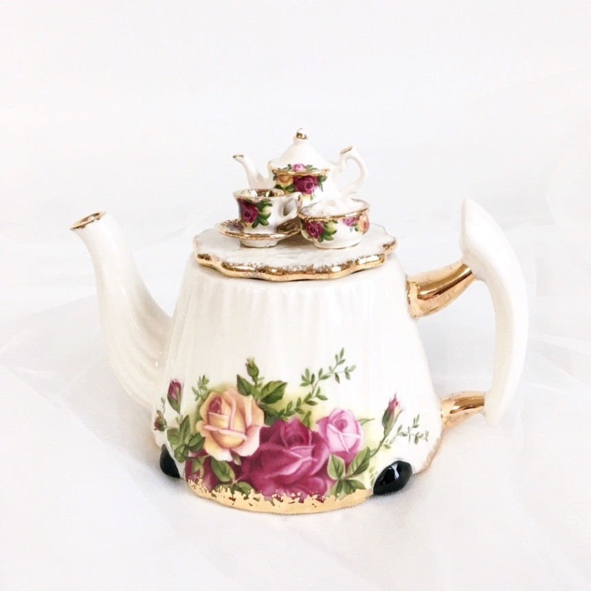 빈티지 로얄알버트 황실장미 앤틱 한정판 티팟 4 Royal Albert Old Country Roses Teapot : 레제드라마
