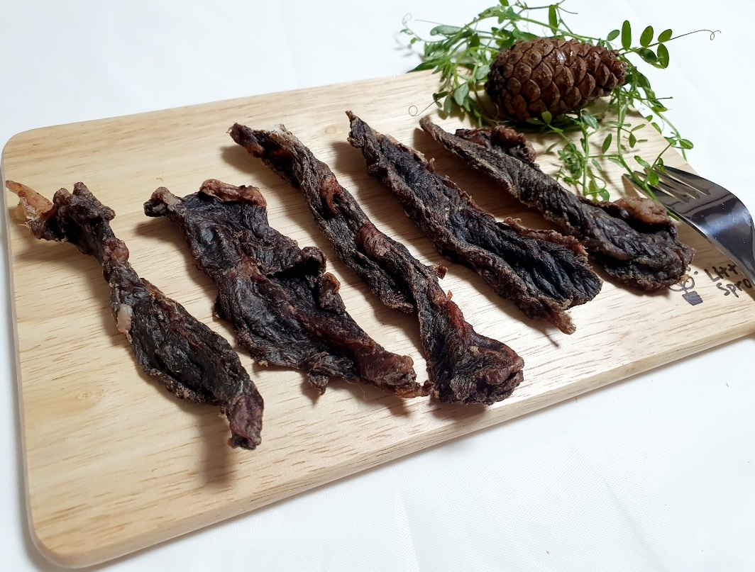 소고기육포 50g 애견 수제 간식 면역력 향상 보양간식 부드러운 소프트한 육포 져키 강아지 개 노견 껌 : 그램도그