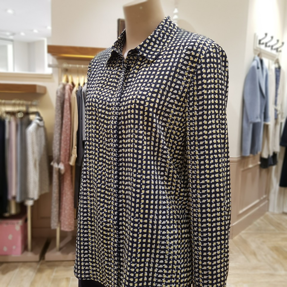 BCBG 스터프 프린트 블라우스 B0A2B426  32 : 롯데아울렛 율하점 BCBG